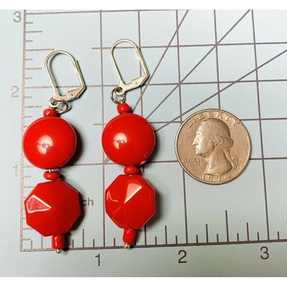 Vintage Bright Valentine Red Beaded Necklace and Earring Set Acrylic Silver Tone - Picture 8 of 10